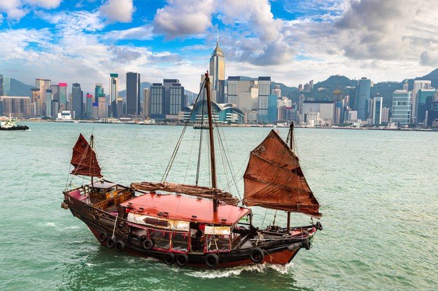 Traditional Chinese Wooden Sailing Ship Victoria Harbour Hong Kong 255175 1300