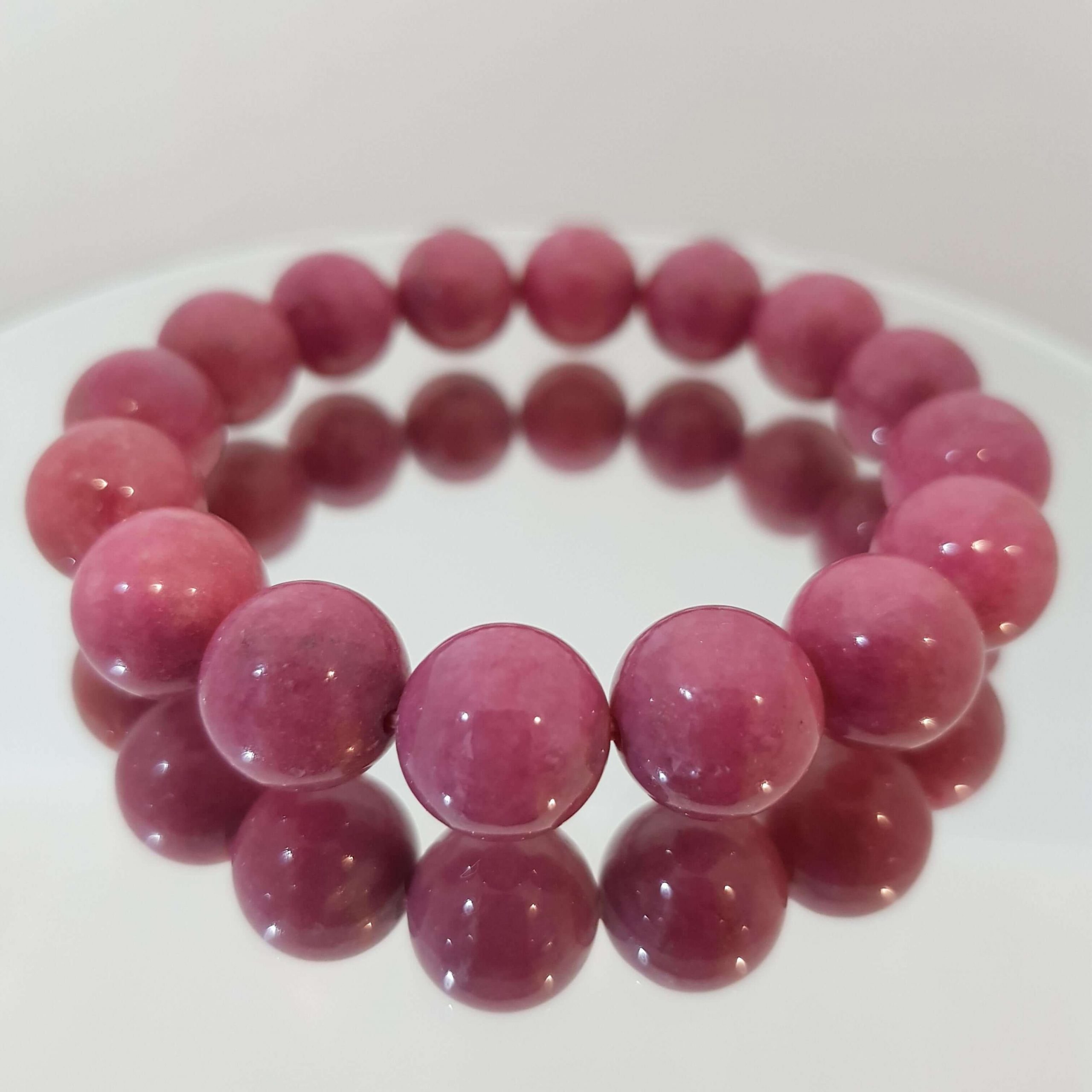 โรโดไนต์ (Rhodonite) 