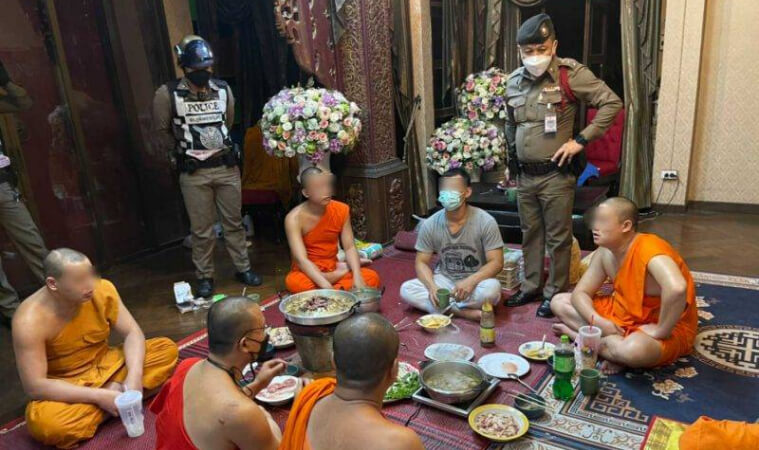 พระสงฆ์กินเหล้า